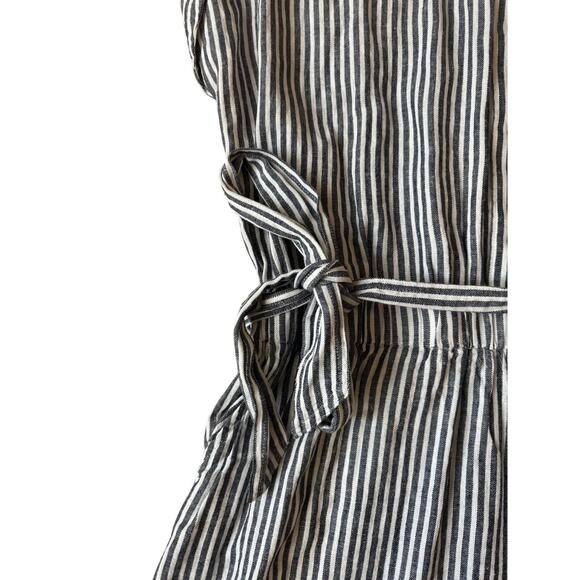 NWT Liz Claiborne | Linen-Blend Blue + White Striped Romper | Size XL - Picture 3 of 8